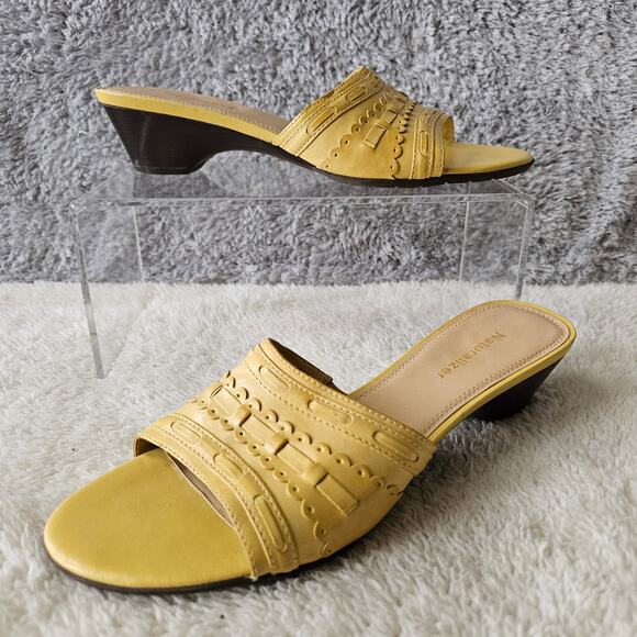 Naturalizer Women's Leather Wedge Slide Sandals Size 7.5S Yellow Preppy Comfort - Picture 1 of 5